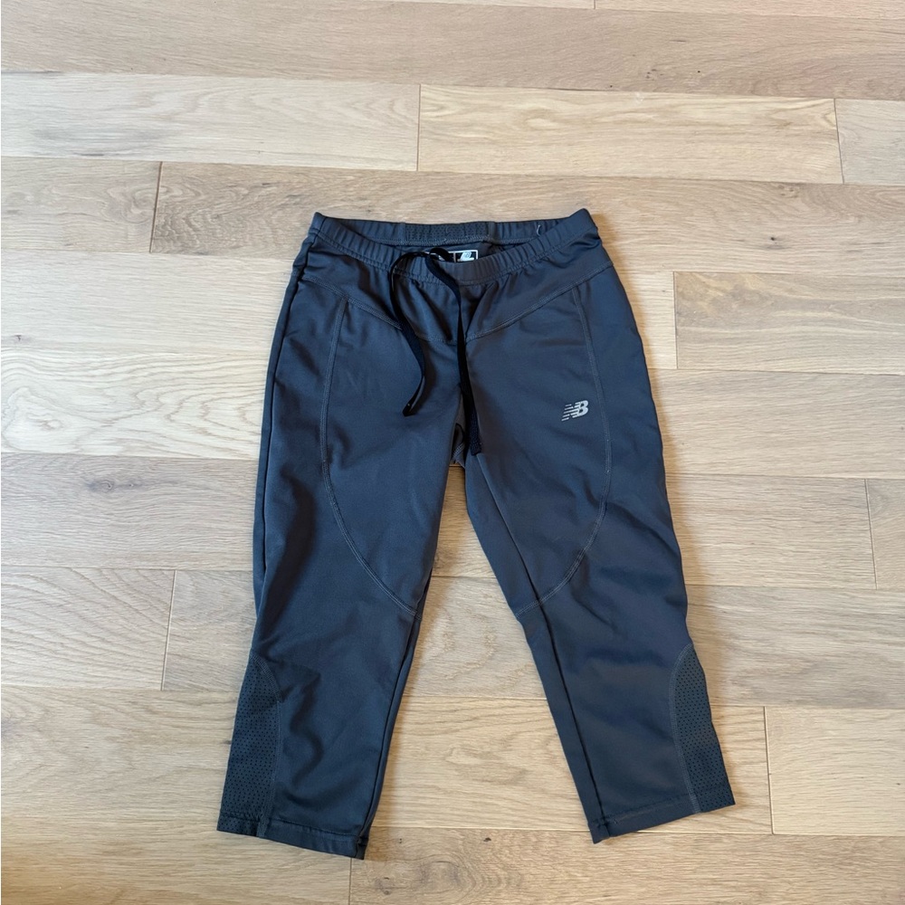 New Balance Women’s Black Athletic Capris